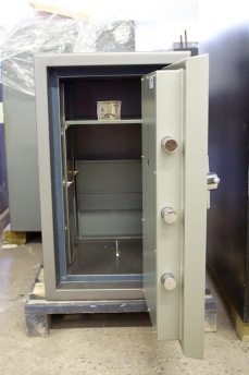 Gardall Fire and Burglary 2714 Showroom Model Home Safe